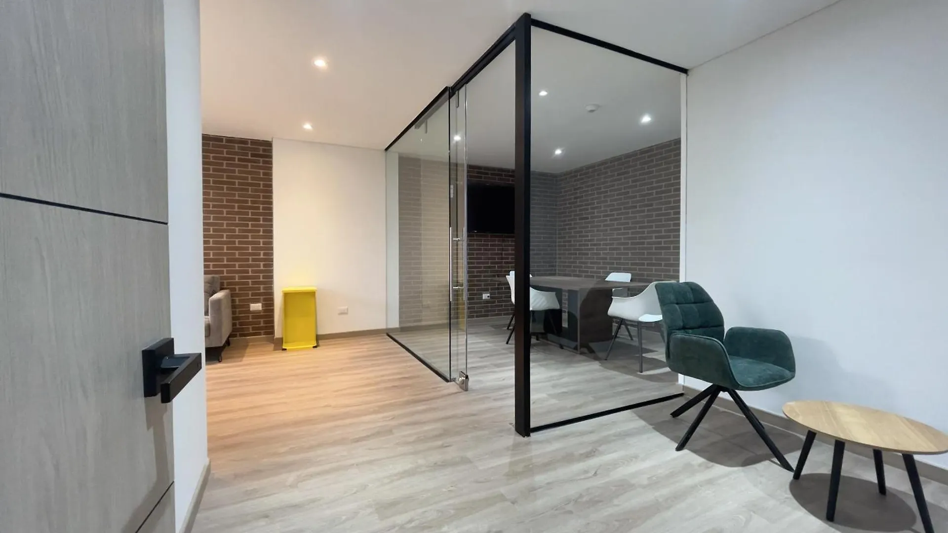 Nuevo Hermoso Y Confortable Loft En Bogota Cerca Aeropuerto, Embajada Americana, Corferias, Agora